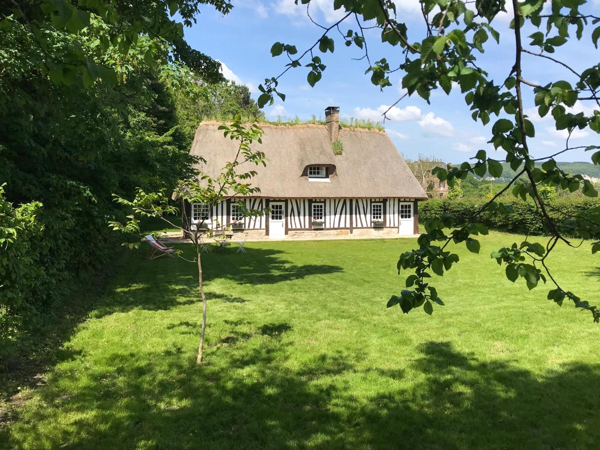 La Gloriette Gite Situe Dans La Propriete Dun Magnifique Manoir Vatteville-la-Rue Exterior photo